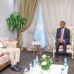 Ra’iisul wasaare Xamsa oo xafiiskiisa ku qaabilay wafdi ka socda Dowladda Liibiya